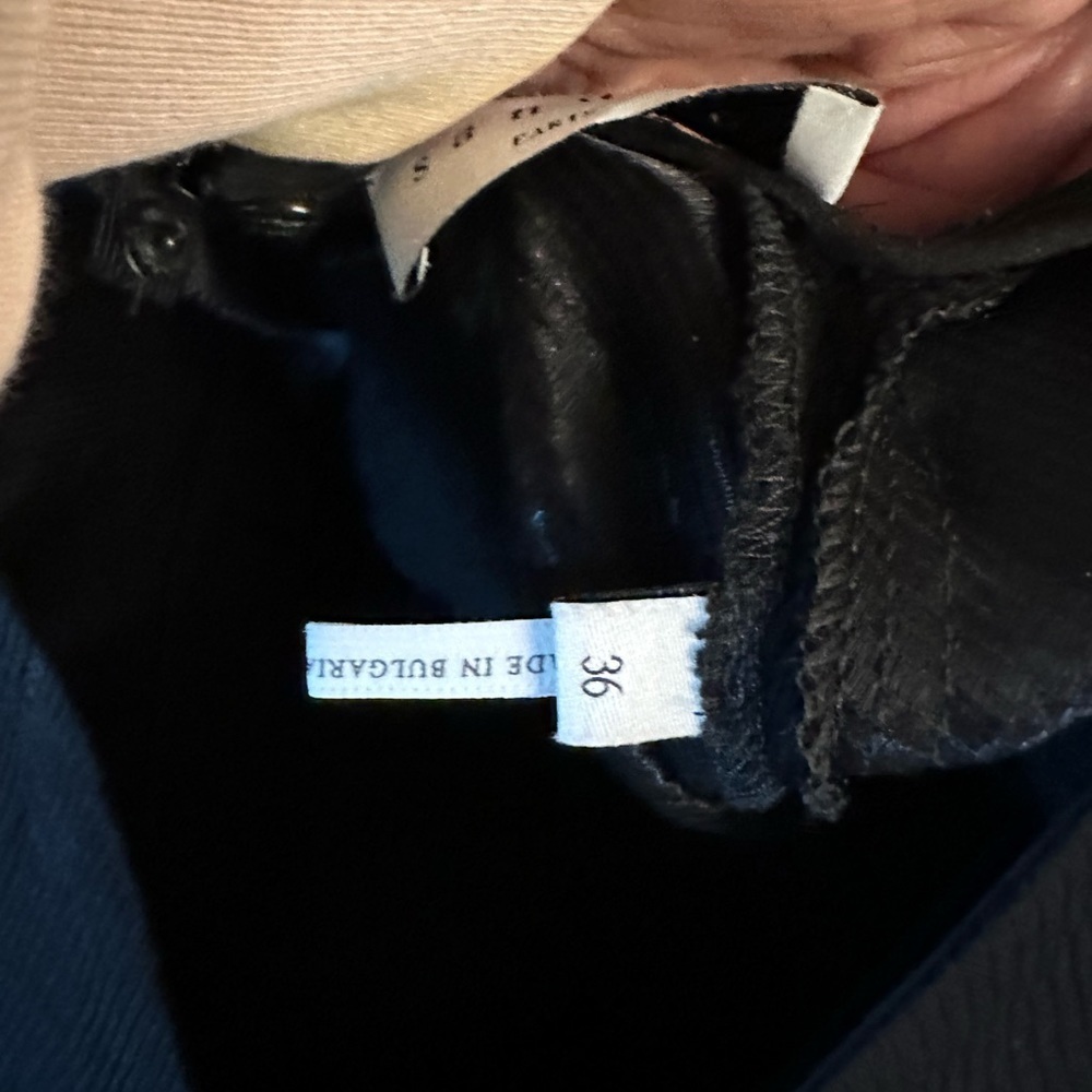 Sandro
Obiwan Ruffle Mini Dress (24) - Picture 4 of 5